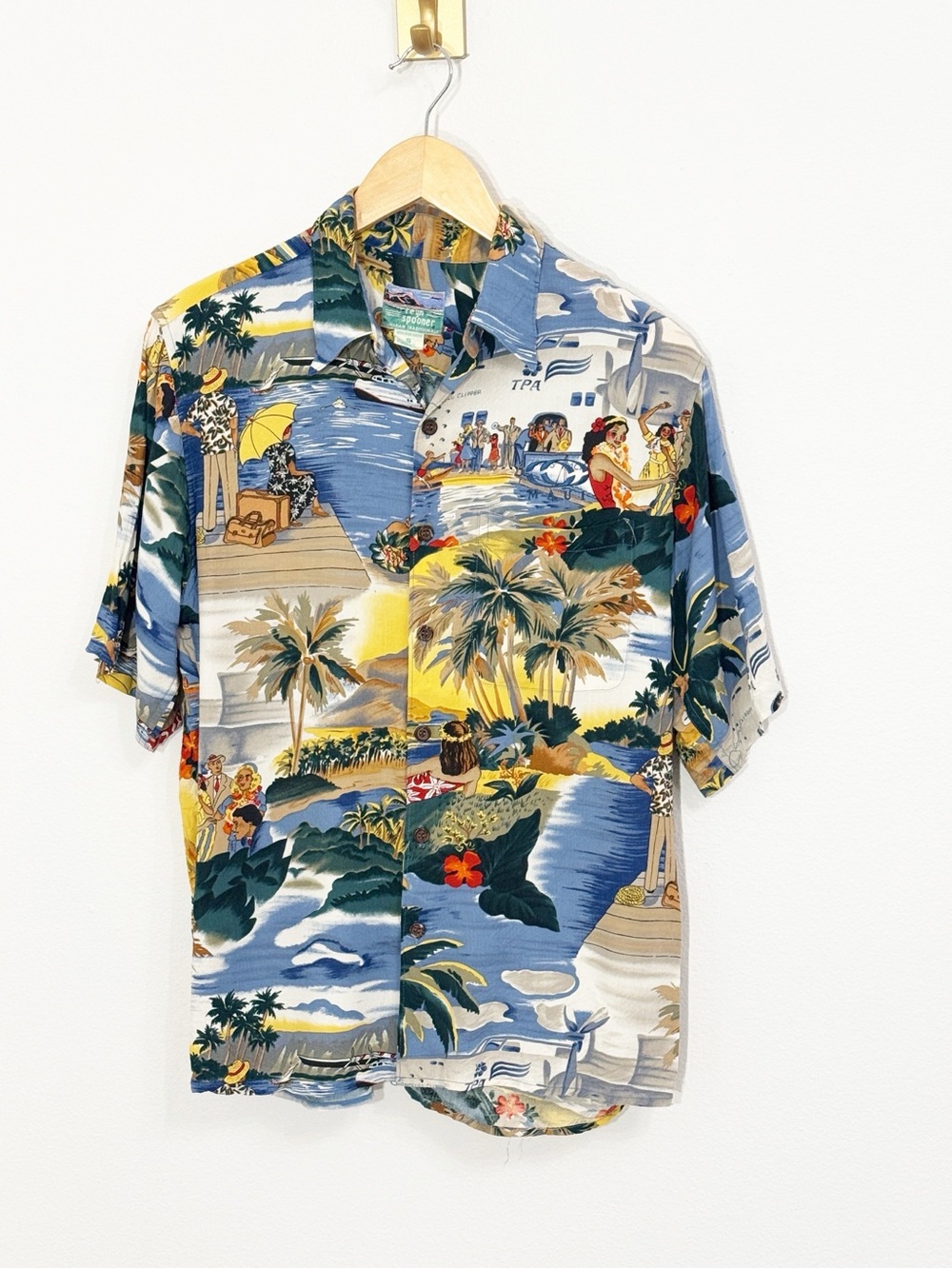 REYN SPOONER Vintage Hawaiian Shirt Button Up Size Mens Small EUC